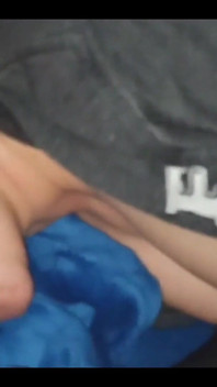 Jag anländer till gryningen och henne upp så att hon kan suga min penis