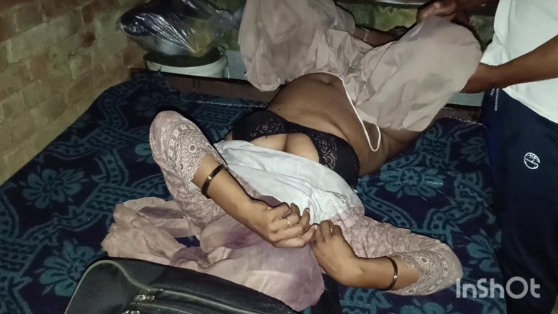 Bhabhi UP: Desi India Hot Bhabhi Delhi Girl