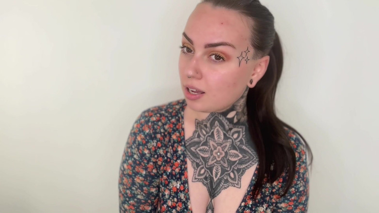 Miss Valentina: Valentina博士的疗法幻想