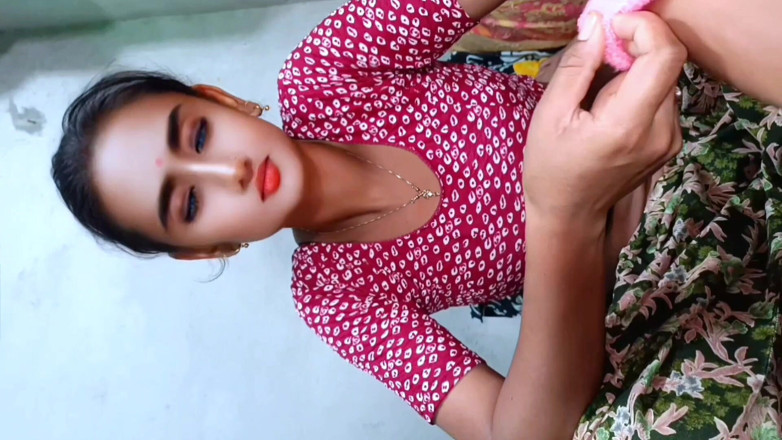 Rakul008: I Went to Bhabhi’s House Seduce Cute Bhabhi During Summer...