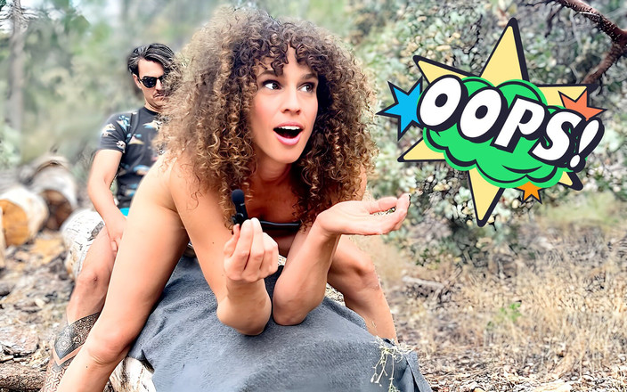 VibeWithMommy: 我只是让这个随机的家伙在我体内射精