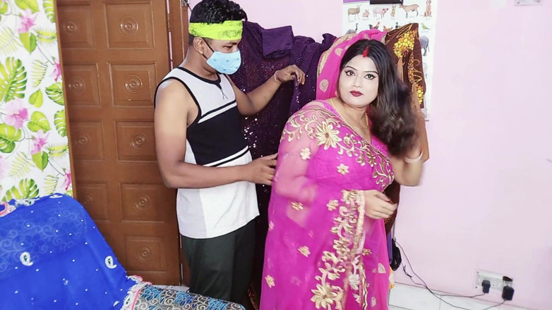 Horny Rose: Rose knull av Saree Säljare