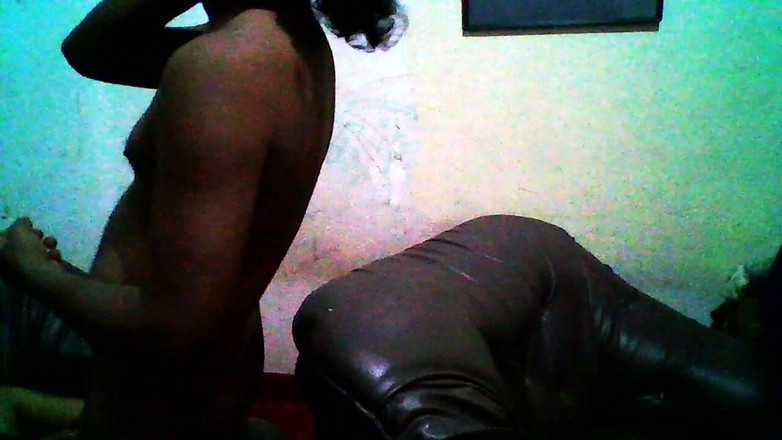 Tina Baby: Schwanzlutschende hure von wellawatte strand