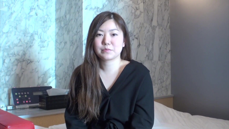 Japan Lust: Senhora japonesa recebe sua buceta nua provocada ao máximo