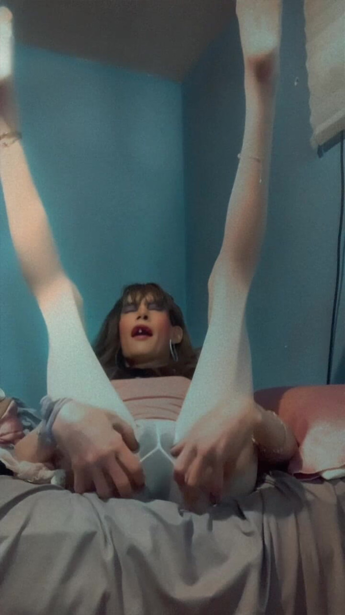 Lisa Luvly: Jolie en collants... xoxo !