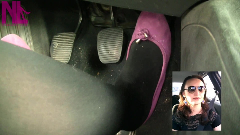 Nyllady: Driving in Black Thick Nylons and Pink Flats