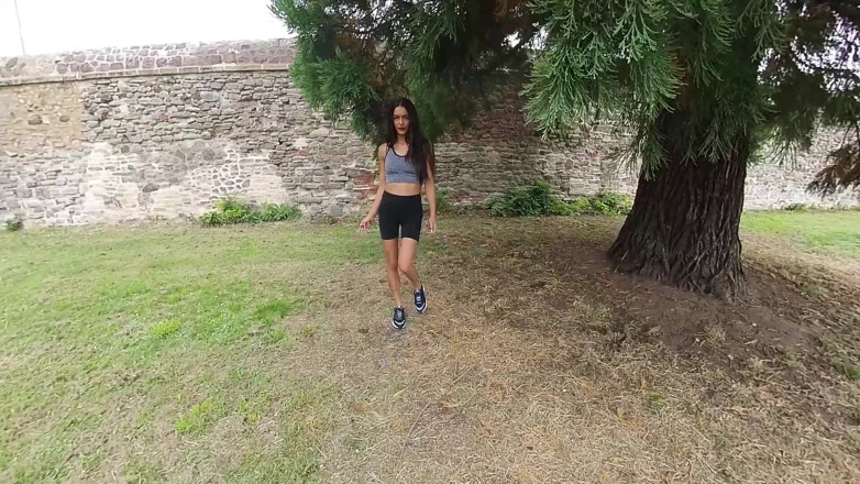 VR smokers HD-2D Videos Only: Kim Model - Walkabout