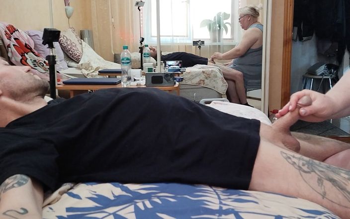 Zona901: Blowjob und schwanz wichsen von schwiegermutter