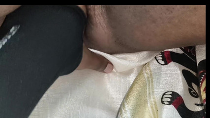 SneakyManner48: Desi 18 + styvsyster fångade att titta på porrfilm än efter att vi...