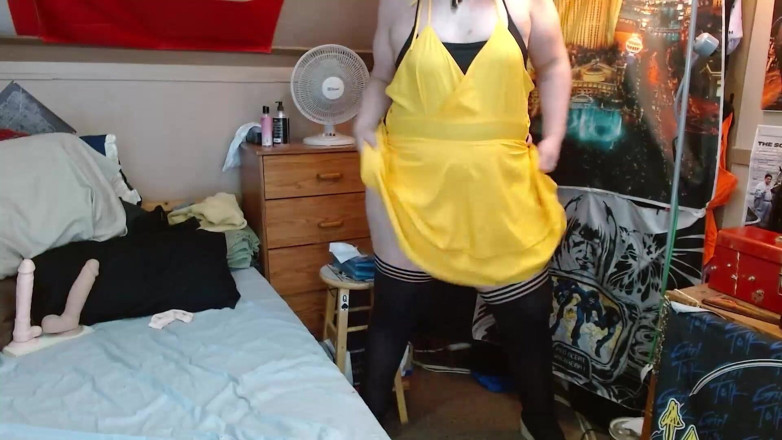 CosmicJones88: Sissy Bitch Teases shaking its fat ass and playing with...