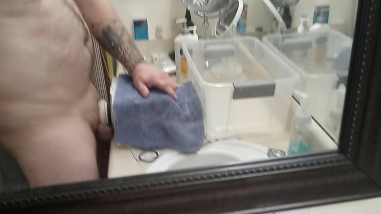 Countryguy79: Seule à la maison en train de se masturber