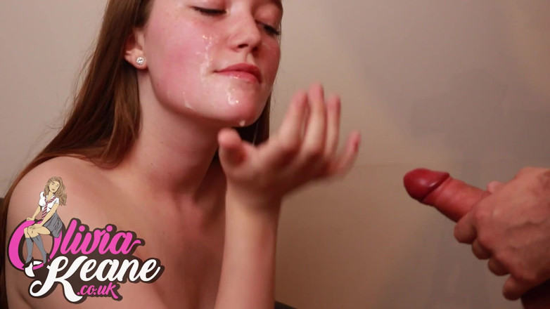 Olivia Keane: Awek 18 tahun yang cantik Olivia Keane menghisap bilik lelaki