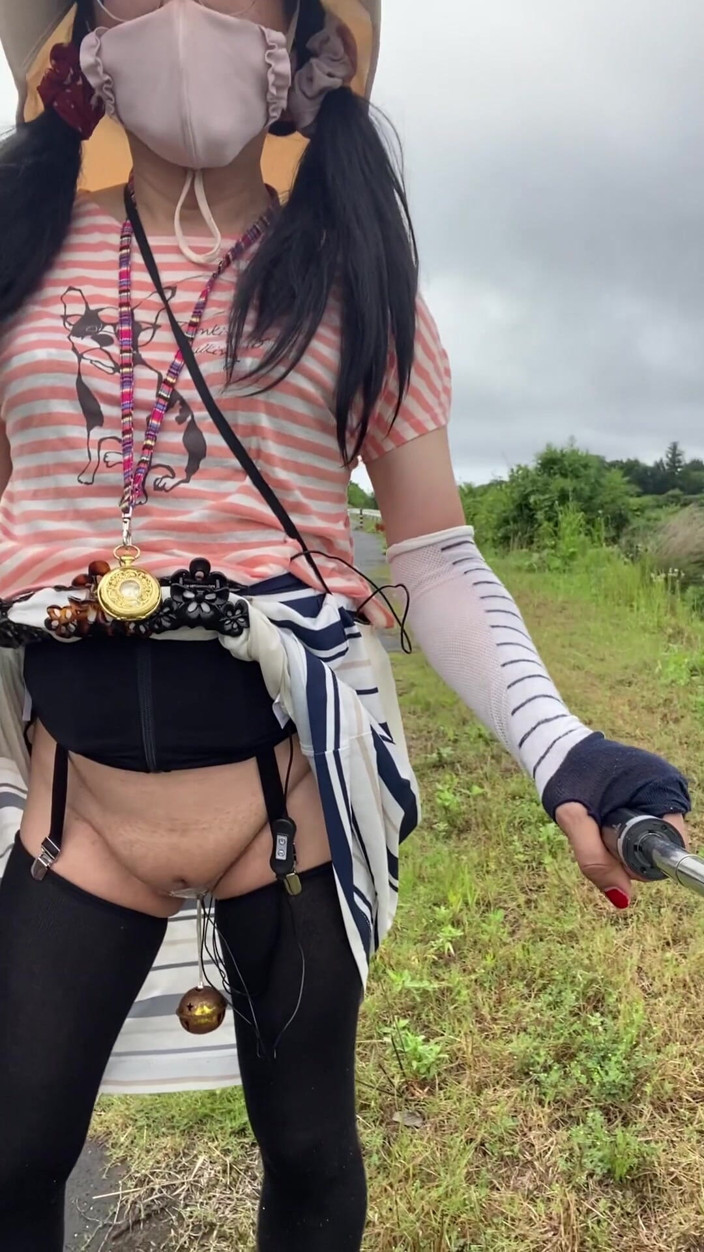 megu2002: No. 254: Cycling Along the Riverbank