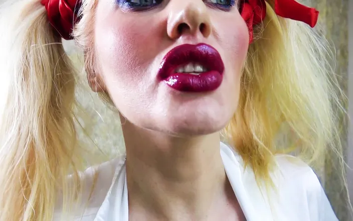 Goddess Celine: Lipstick Domination