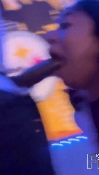 Fijii pornbox: Hot Ebony Teen Slut Twerking in Car Gets Fuck Hard