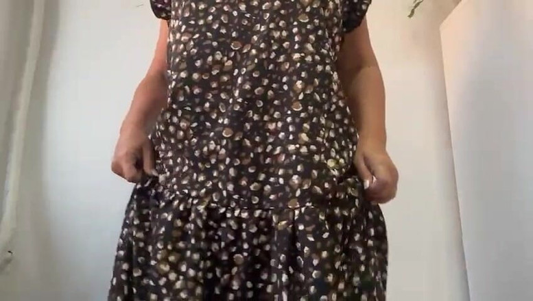 Step Mommy: Masturbovala před svým šéfem, který ji chce ošukat