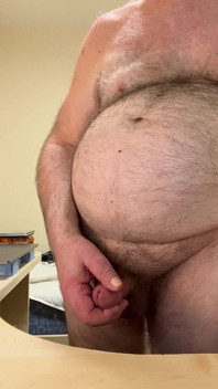 Trainer Karl Strokes Für Einen Wilden Fan [6769]