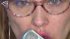 Angel eyes studio: Verbazingwekkend!! Ik Ben Een Mobiele Telefoon Aan Het Deepthroaten!!