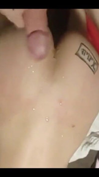Kontol besar di memek remaja babydoll