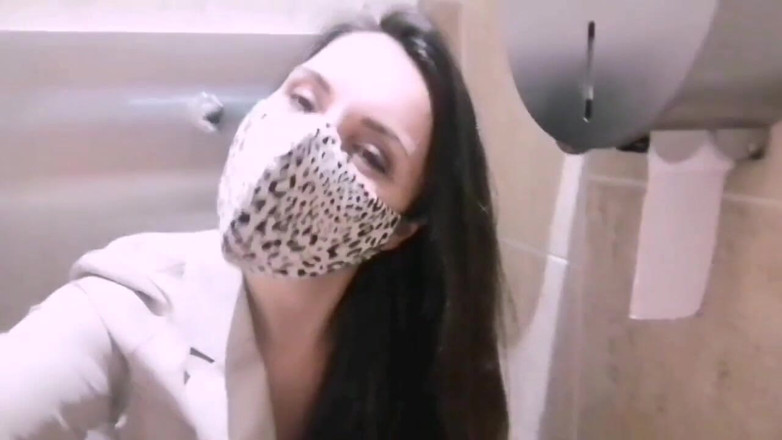 BeautifulGoldenBabe: Minha 2ª compilação de xixi