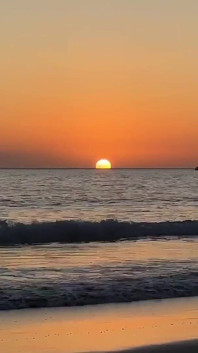 Tim Blesh, grosse éjaculation dans la nature sur une plage naturiste