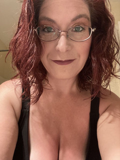 Elianna: Figa bagnata dopo la piscina