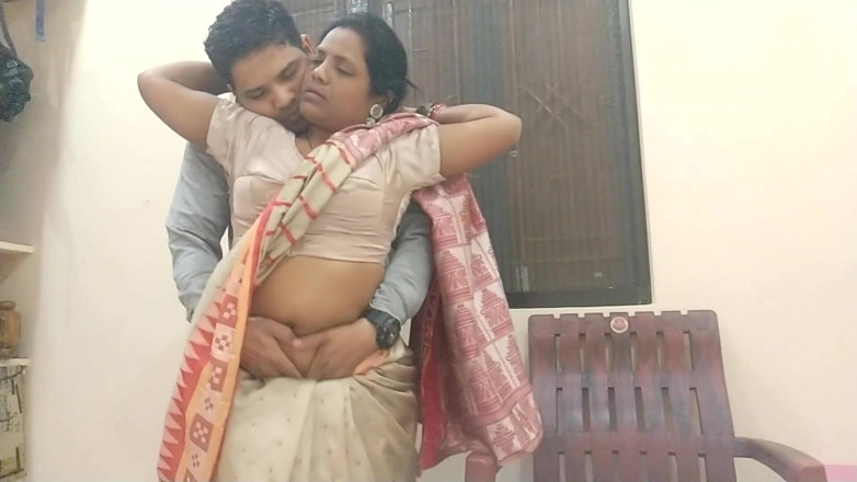 Popmini: India cachonda profesora folla en hermoso sari con estudiante en...