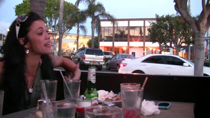 Lesbian Illusion: Horny lesbian pussies