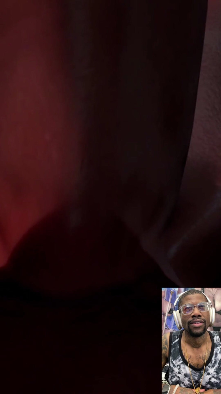L6RD7BLU3 FUTA: POV z tebe deepthroating Yeenferův transgender péro a dostáváš pusu...