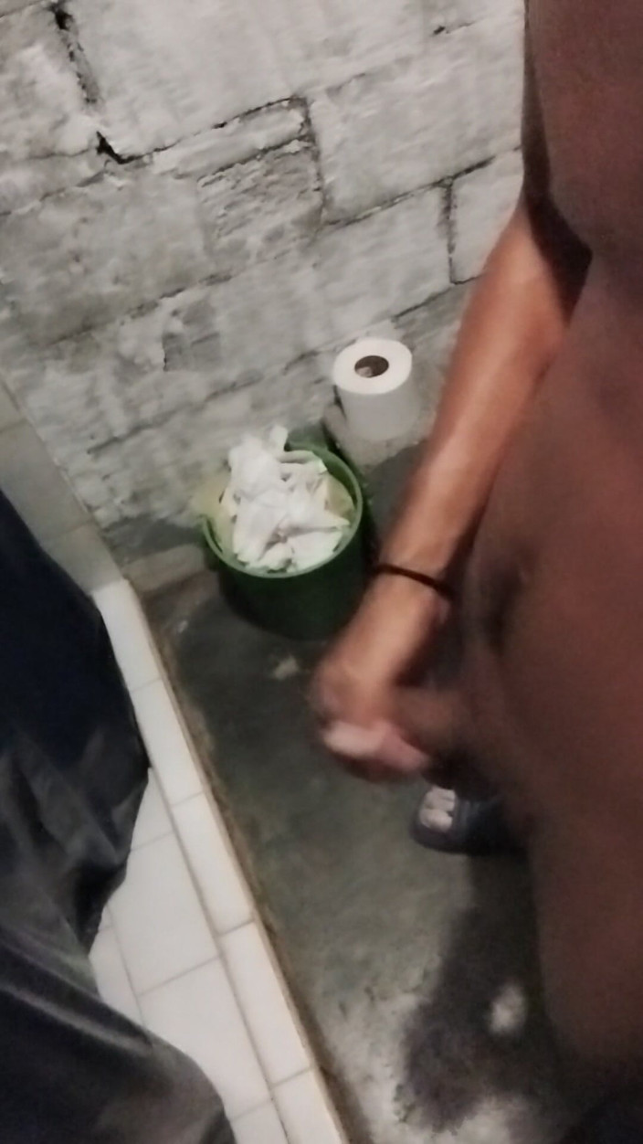 AlexAlejandro13: Ve eğer benimle mastürbasyon yaparsan