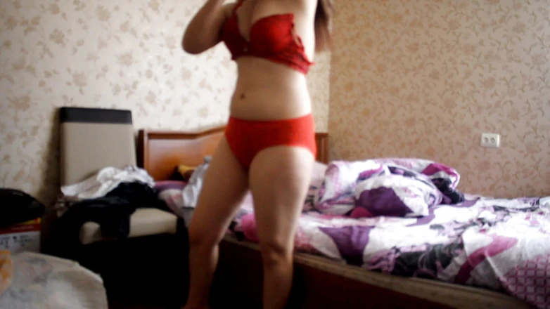 Village homemade Girl: I Go out Of the Bathroom, Put on My Clothes...