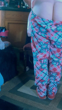 Cute Sissy T-girl in Pyjamas Shoots a Giant Stream at You