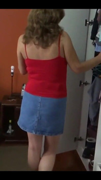 Latina Stepmom Shows off so Her Stepson Jerks off Watching Her