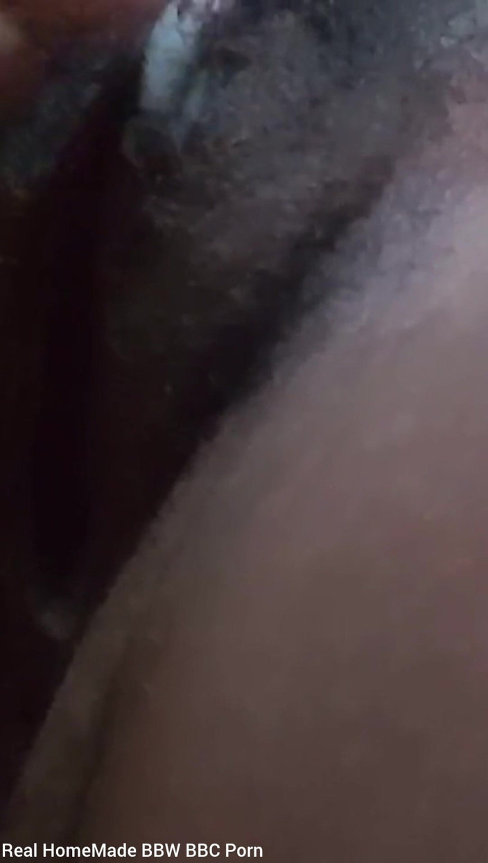 Super sexy ebony cuties: Sotto la doccia stimolante il mio clitoride con la testa...
