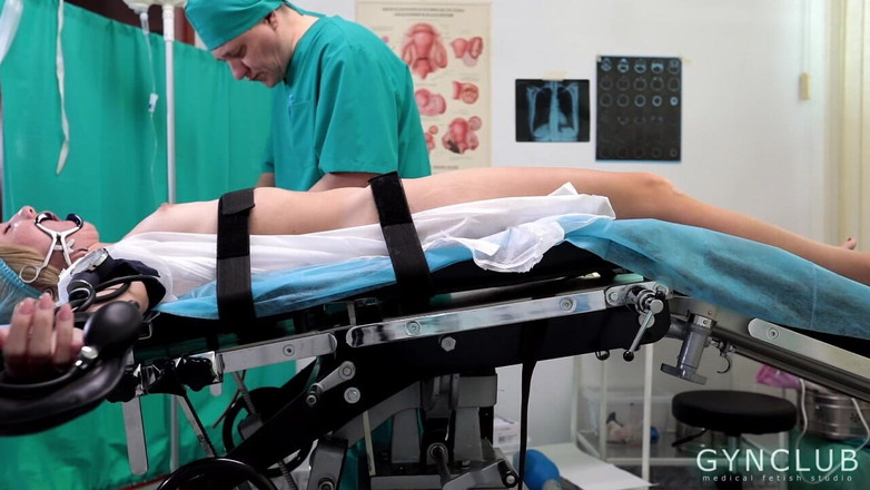 Medical fetish studio gynclub: Epizoda 155