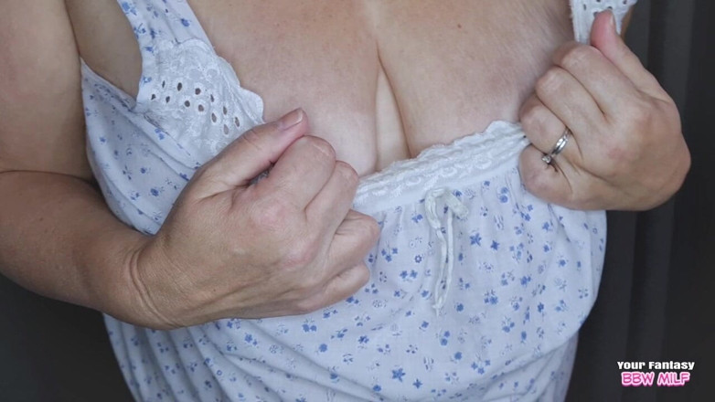 BBW_Wife: Jsou nezbedné babičky prsa dost velký dost pro tebe