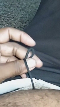 Mi esposa india lamiendo tetas y coño al aire libre