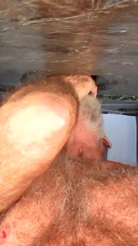 Hairyartist und Mrhairygardener am GloryHole