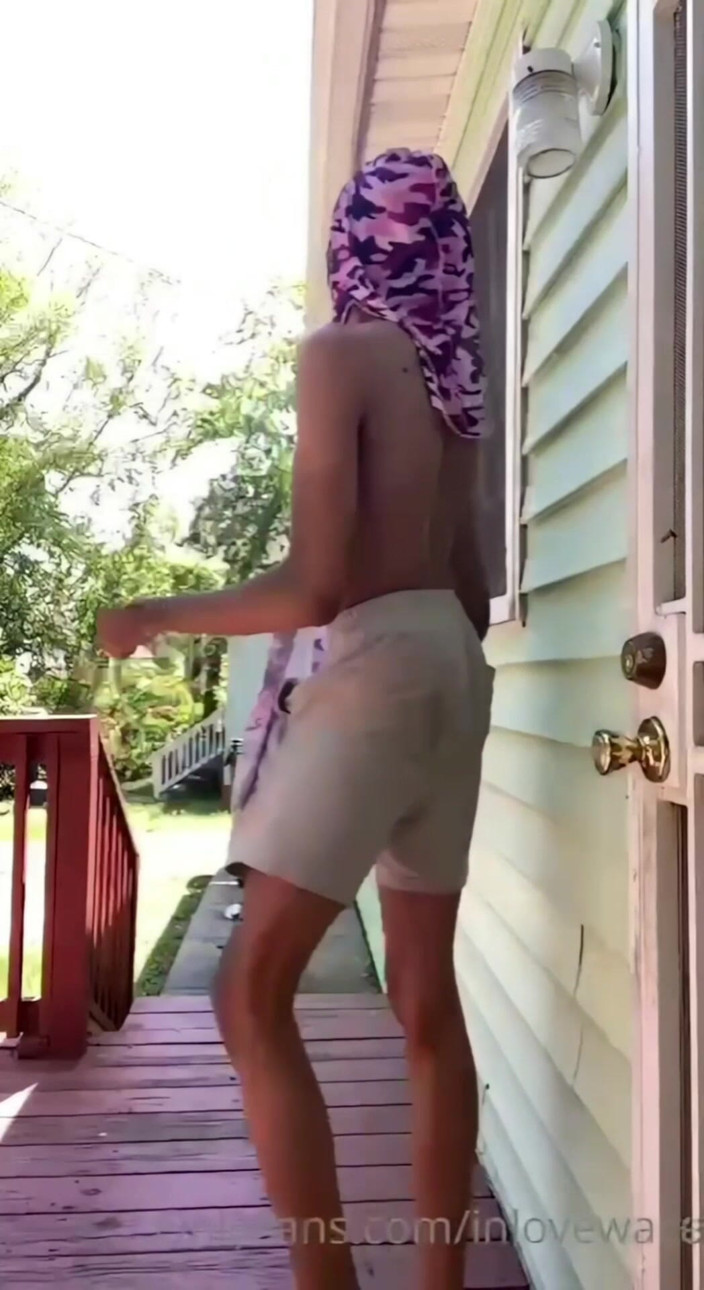 Damaged unity: Hot Outdoor Cum