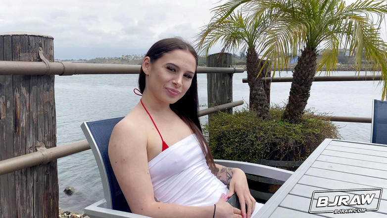 BJ Raw: Bjraw mia moore має неслухняне хобі