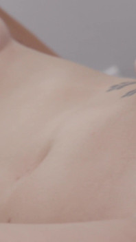 Kyler Quinn, Brian Omally, Oliver Flynn ile ikinci resmi çift vag