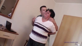 De schoonmaakster oma