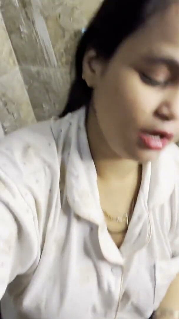 Sonathakur: Bhabhi devar ka 狂野淋浴性爱 - 浴室我完全开放重口味性爱