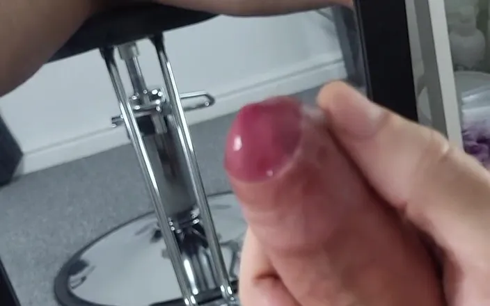 Twotwinkhusbands: British Lad Rowan Empties All Over His Shredded Body