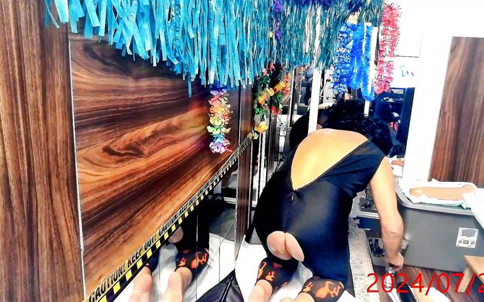 Rainforestman: Rainforestman in Catsuit Taking Black 17 Inch Dildo in His Tight...