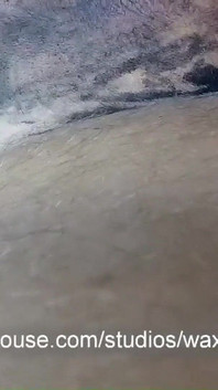 Dělá intimní umění těla chlápkovi