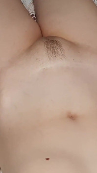ร่องหีอัดสวยสำหรับคนรักหีแน่น