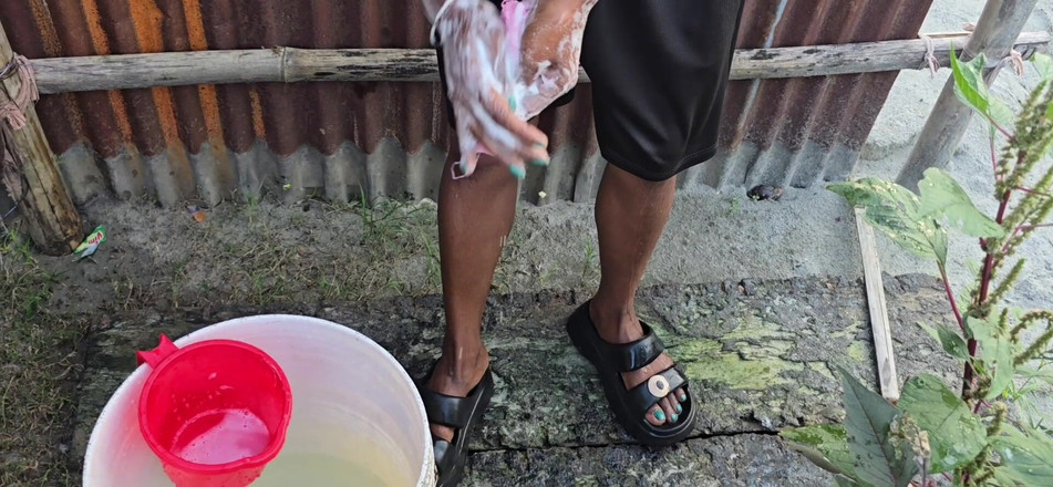 SafeRosebush8: Indické XXX koupání video porno video