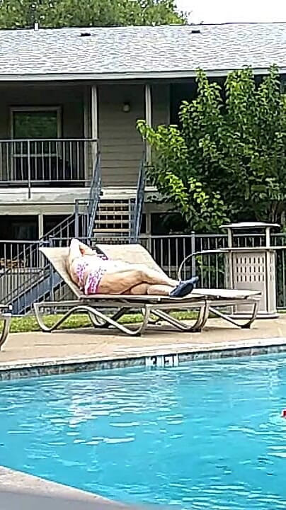 BBW nurse Vicki adventures with friends: BBW Nurse Vicki and Handsome Harry in Pool Battle