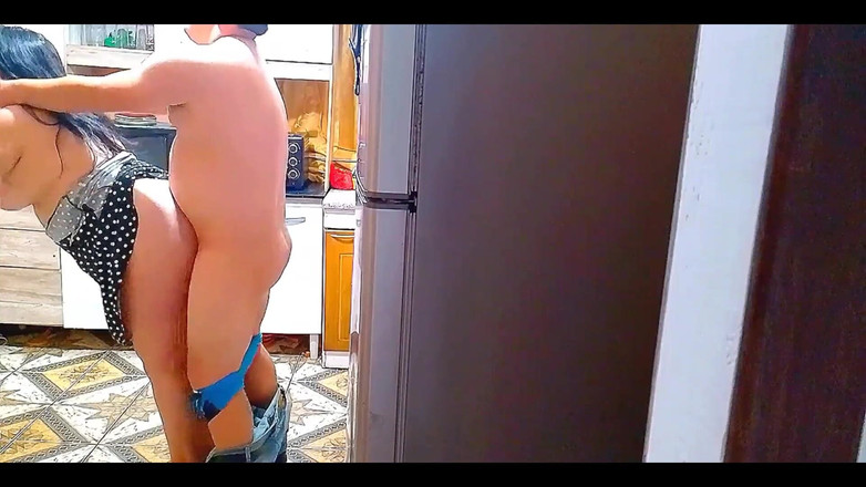 BBW Kelly Mom: Bucătăria păcatului: soția și iubitul ei